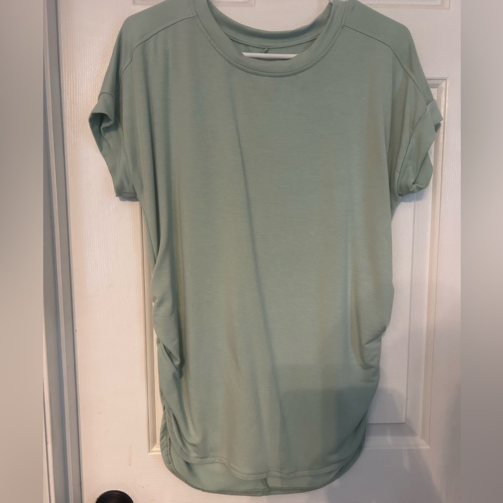 Women’s medium top